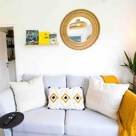 The Apiary シャレー